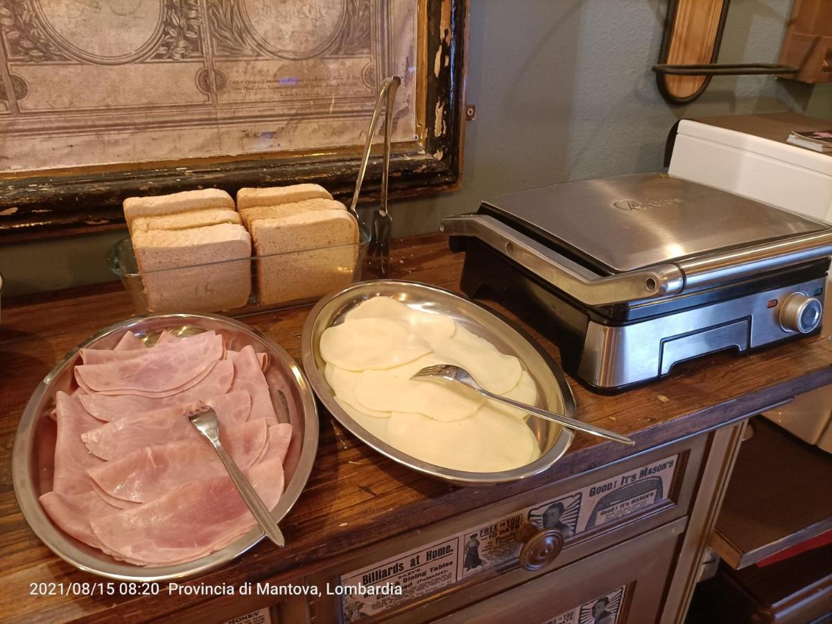 B&B "La Foresteria Del Merlin Cocai" Mantova Luaran gambar